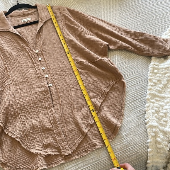 Mainstrip Gauzy Cotton Oversized Pop Over Blouse Top S Camel Tan Minimalist Boho - Picture 13 of 15
